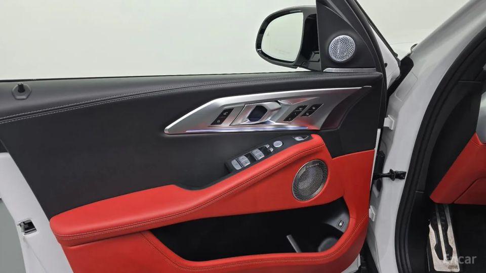 BMW XM