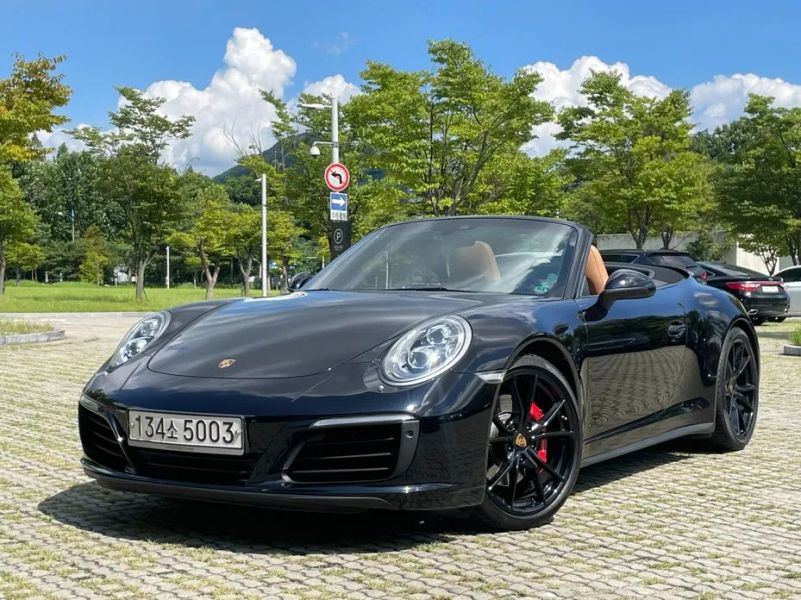 Porsche 911