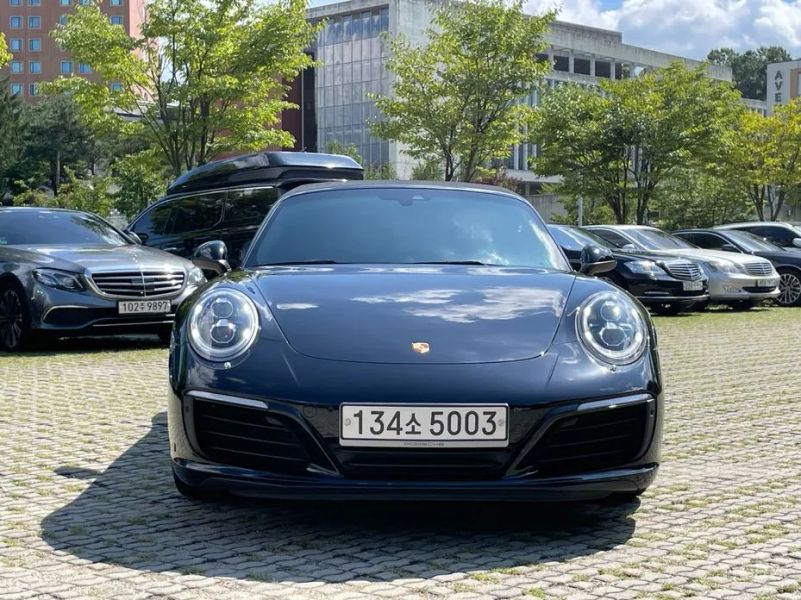 Porsche 911