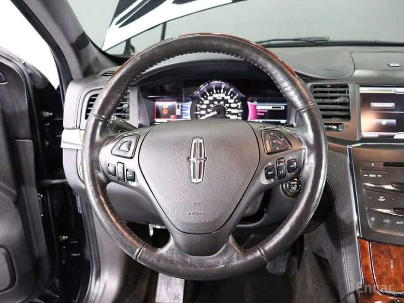 Lincoln MKS
