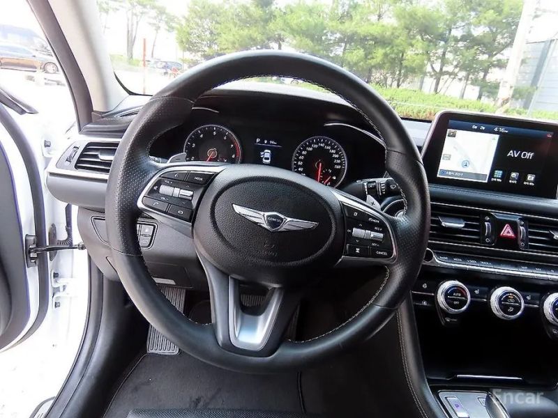 Genesis G70