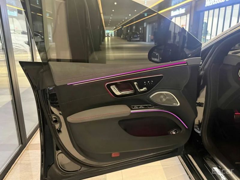 Mercedes-Benz EQS