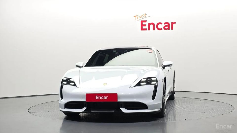 Porsche Taycan