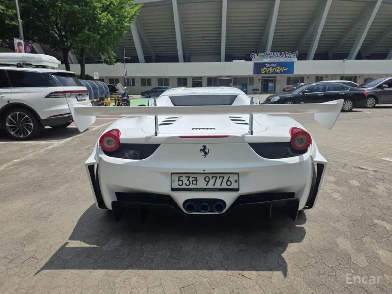 Ferrari 458