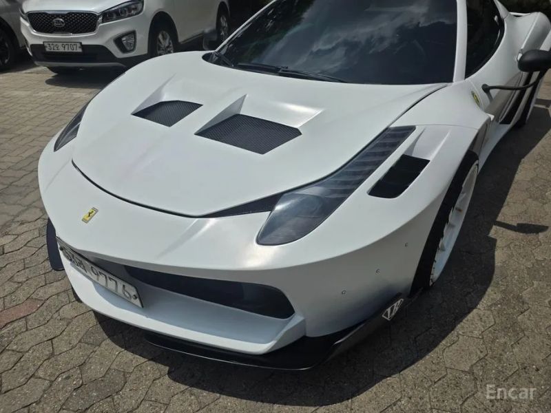 Ferrari 458