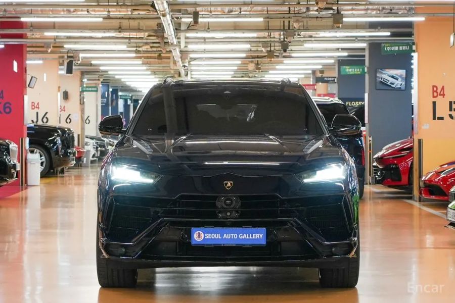 Lamborghini urus