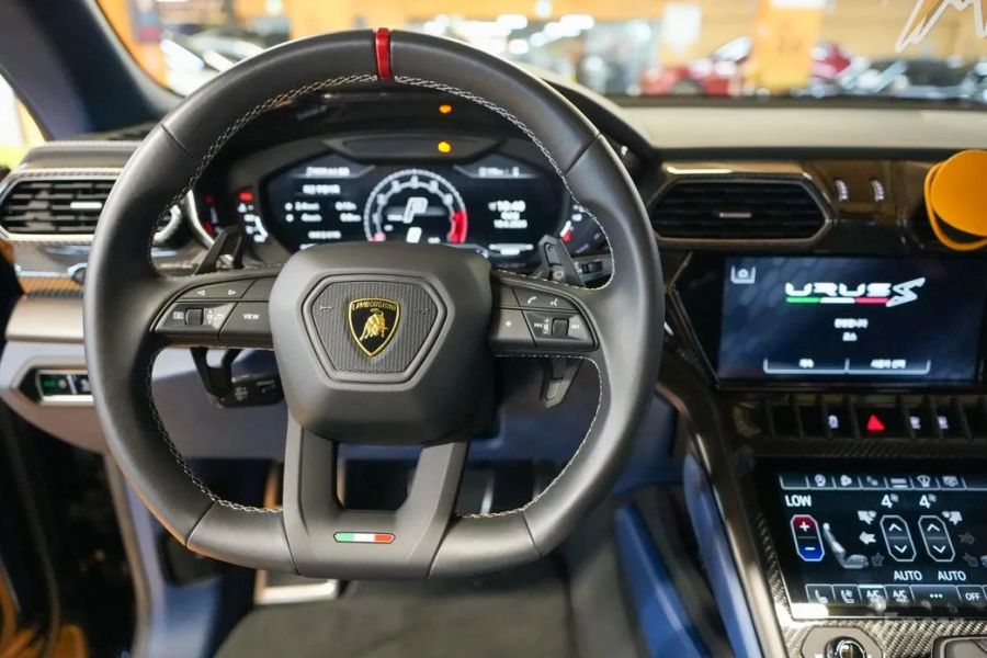 Lamborghini urus