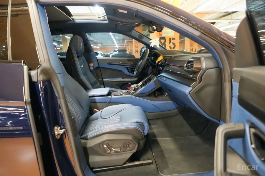 Lamborghini urus