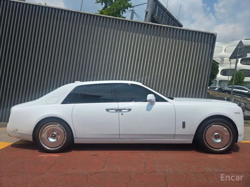 Rolls-Royce Phantom