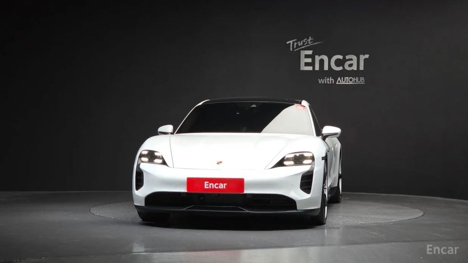 Porsche Taycan