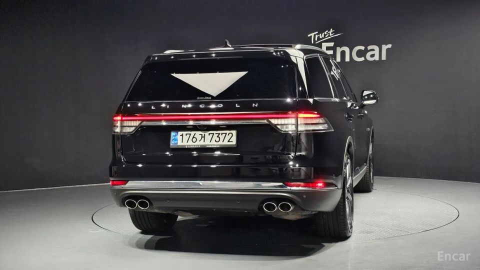 Lincoln Aviator