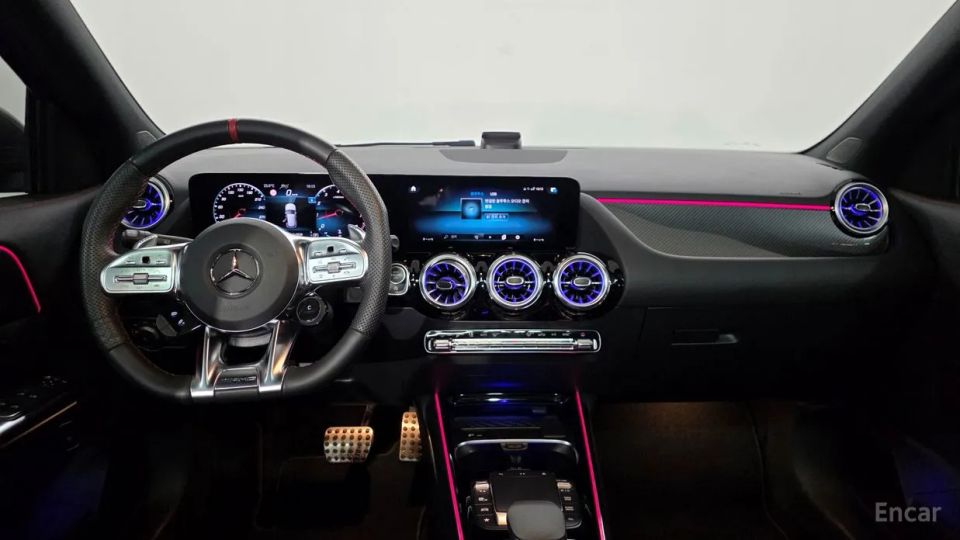 Mercedes-Benz GLA-Class