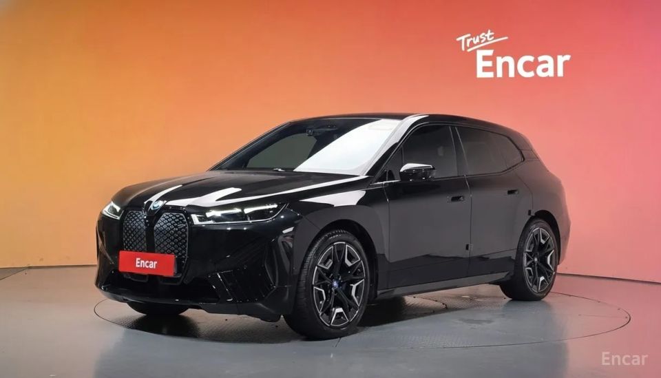 BMW ix