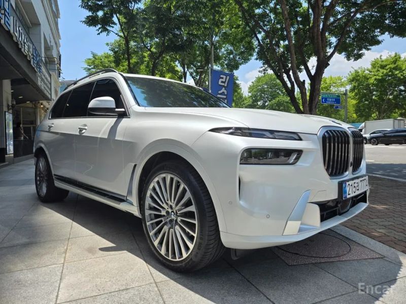 BMW X7