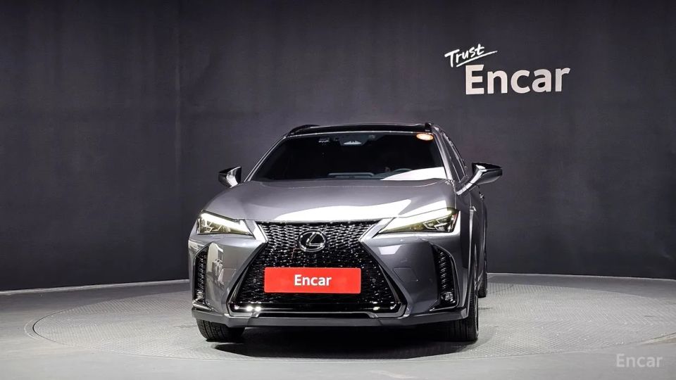 Lexus UX