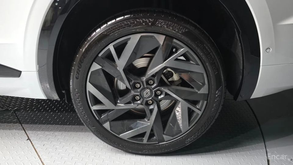 Renault-KoreaSamsung Grand Koleos