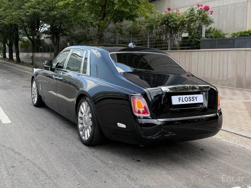 Rolls-Royce Phantom