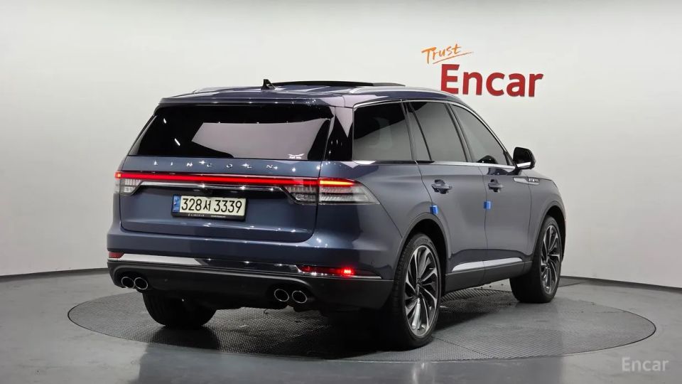 Lincoln Aviator