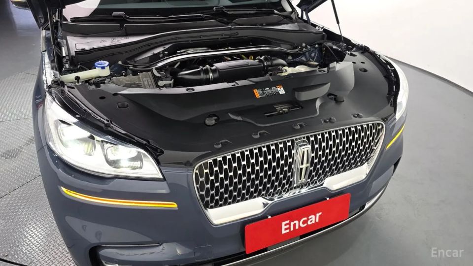 Lincoln Aviator
