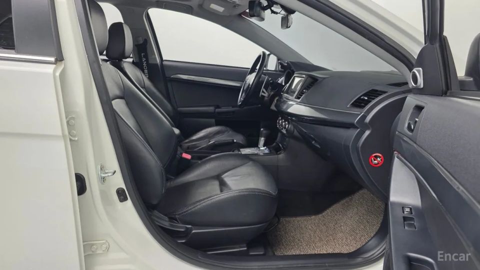 Mitsubishi Lancer