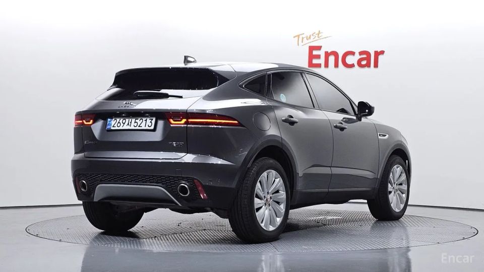 Jaguar E-PACE