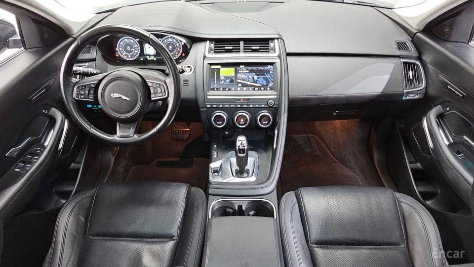 Jaguar E-PACE