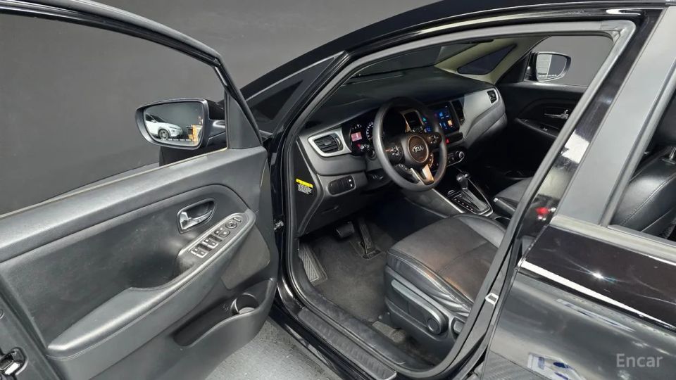 Kia Carens