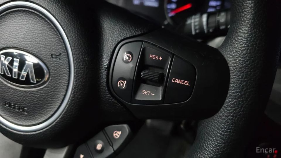 Kia Carens