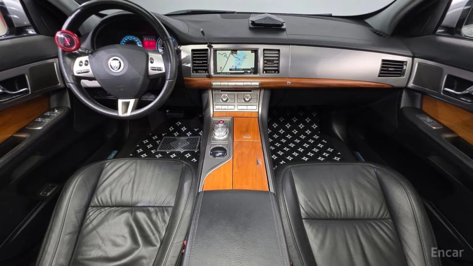 Jaguar xf
