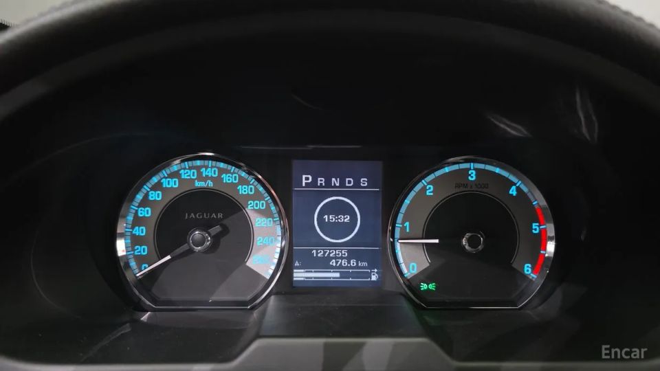 Jaguar xf