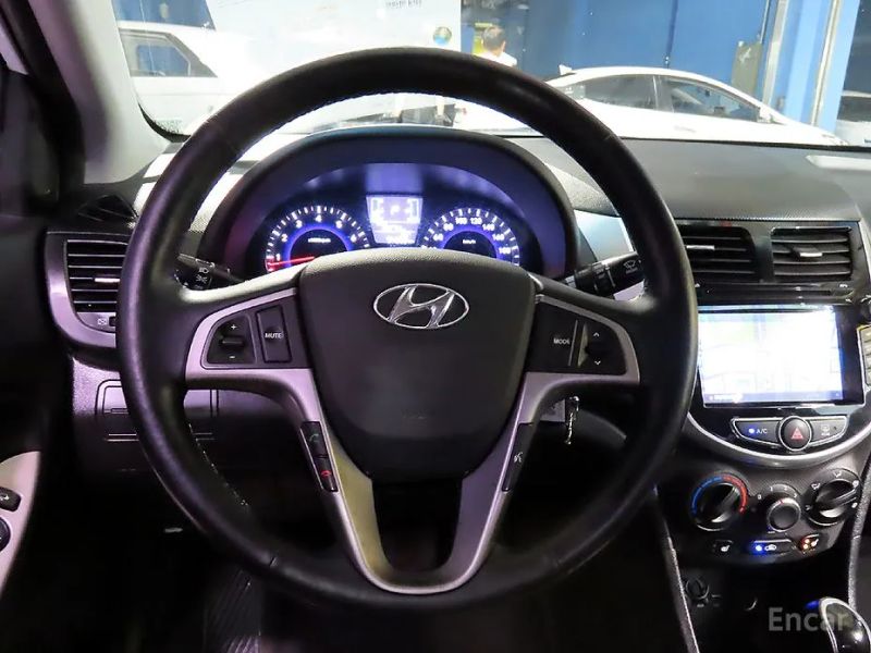 Hyundai Accent