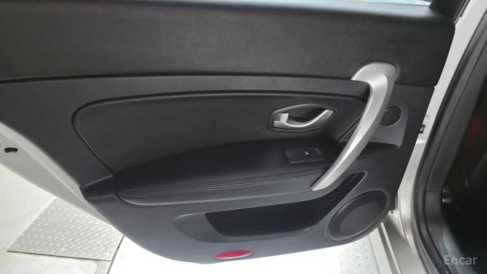 Renault-KoreaSamsung SM5