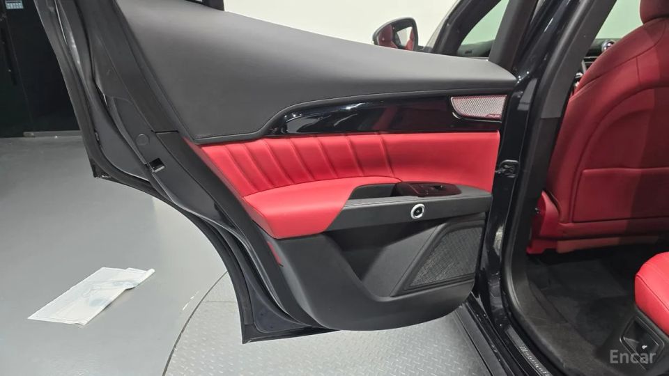 Maserati Grecale