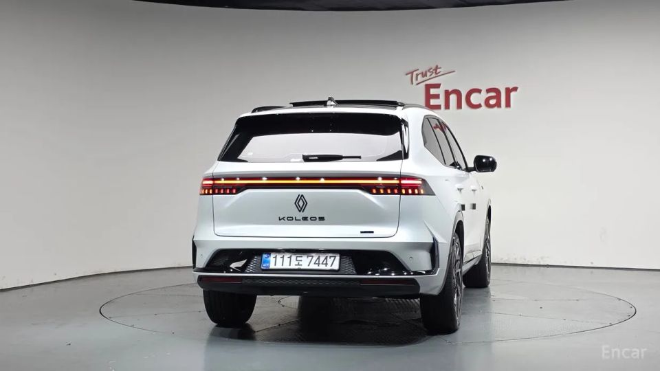 Renault-KoreaSamsung Grand Koleos