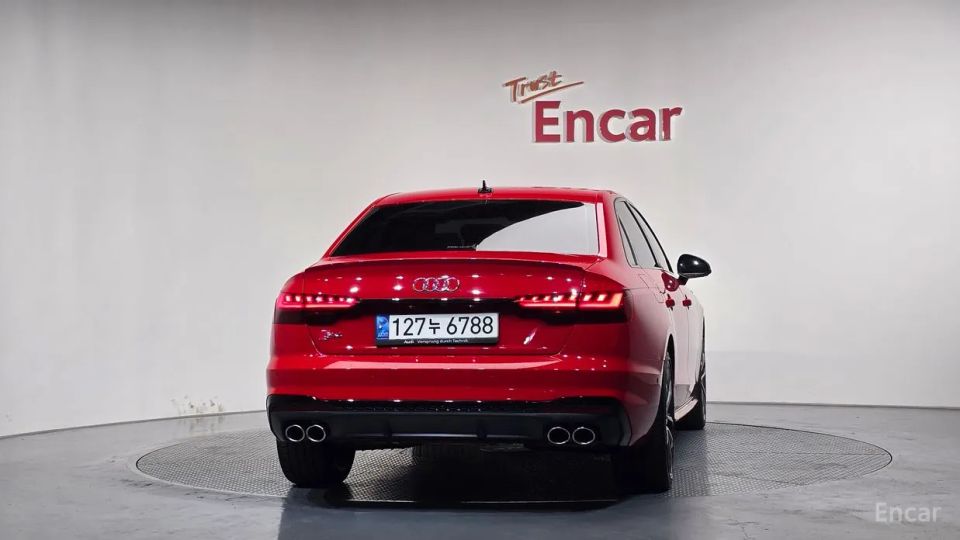 Audi S4