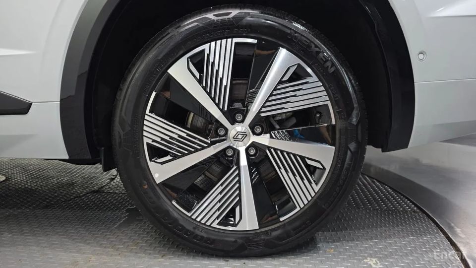 Renault-KoreaSamsung Grand Koleos