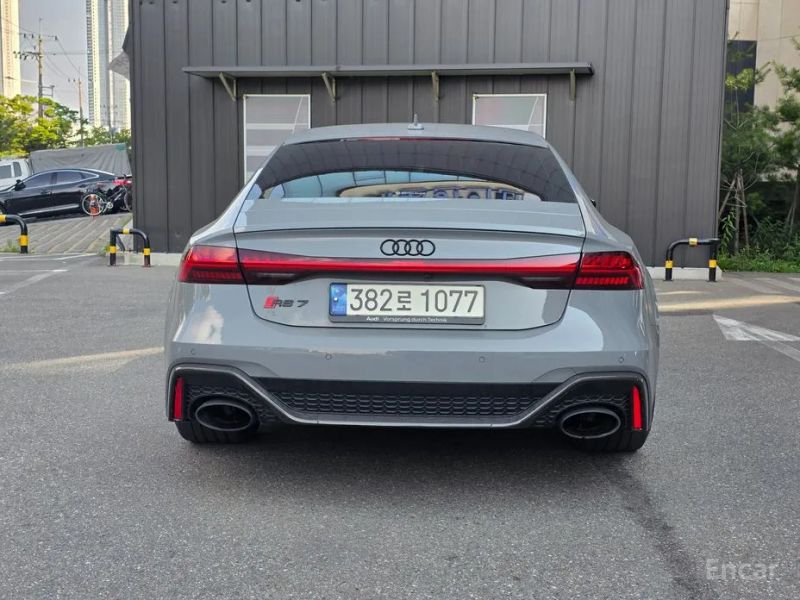 Audi rs7