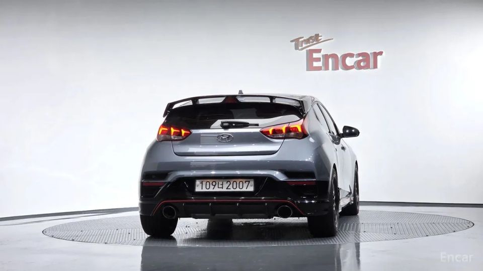 Hyundai Veloster