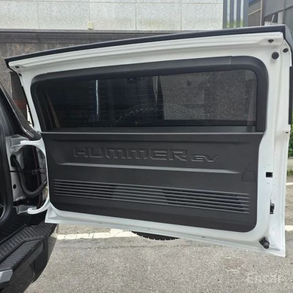 GMC Hummer EV