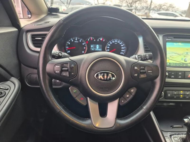 Kia Carens
