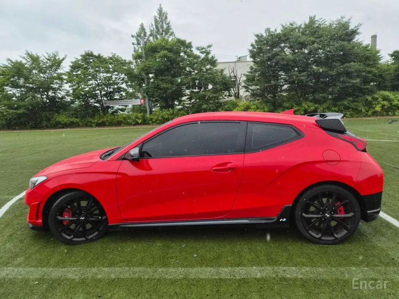 Hyundai Veloster