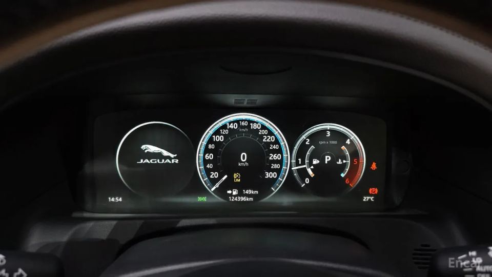 Jaguar xf