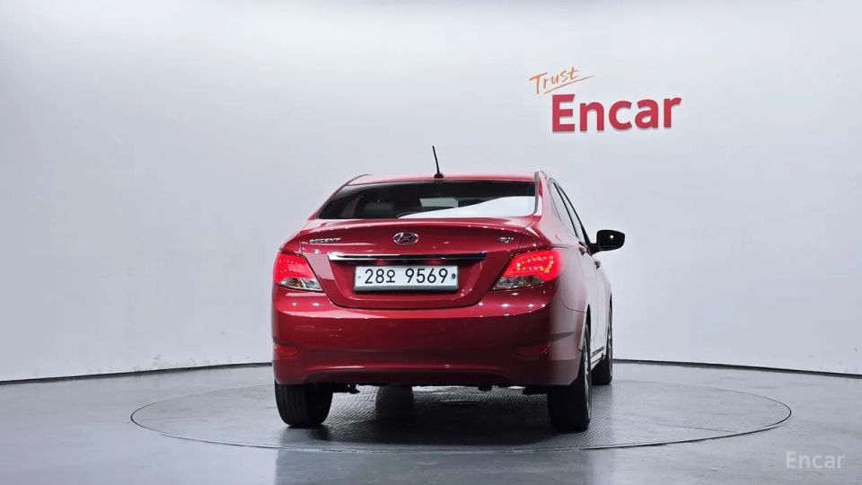 Hyundai Accent