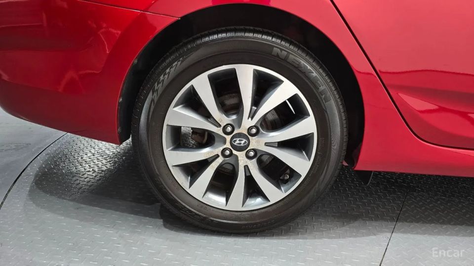 Hyundai Accent