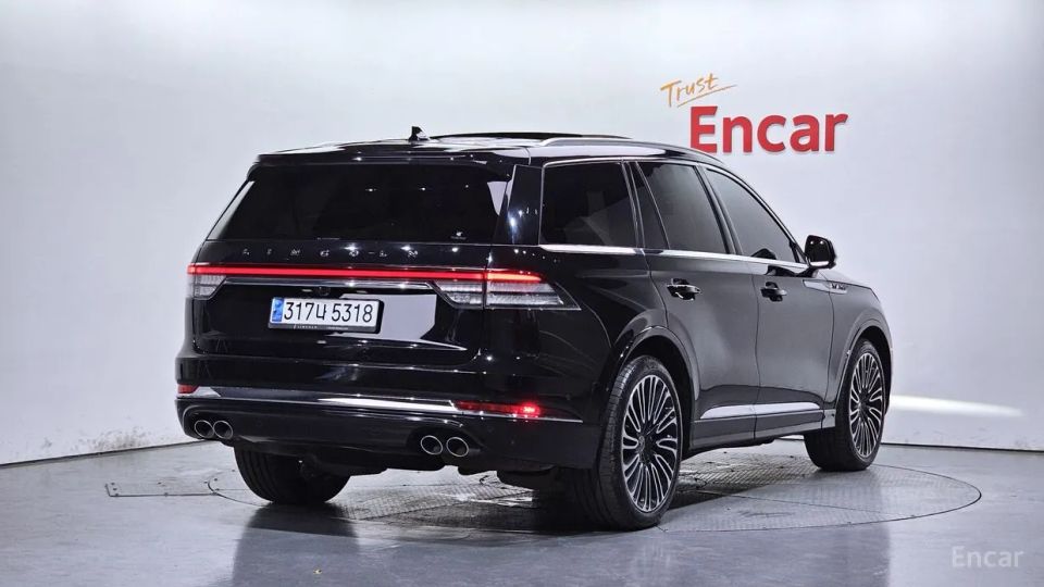 Lincoln Aviator