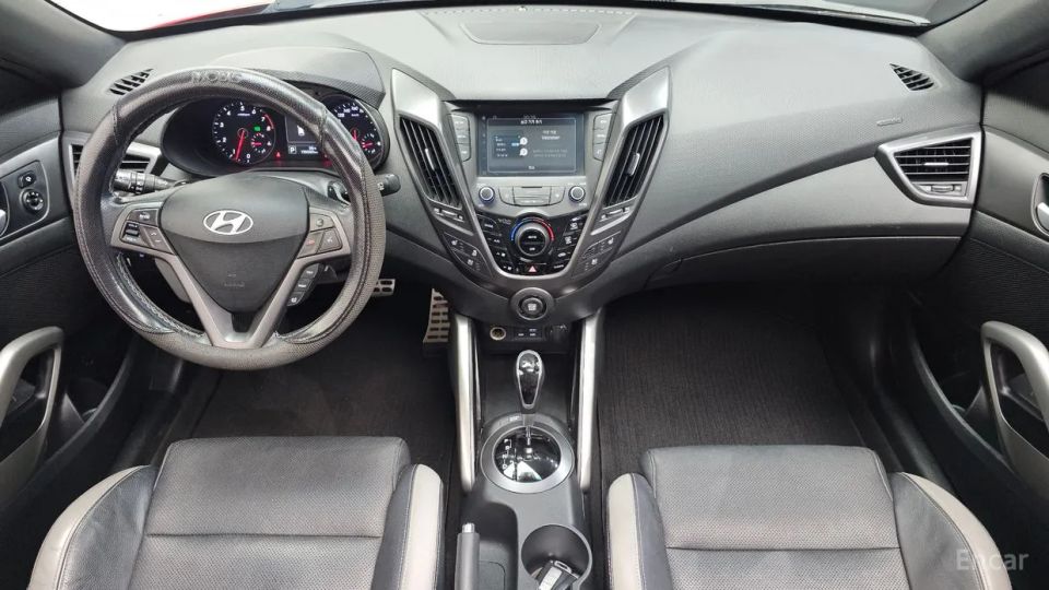 Hyundai Veloster