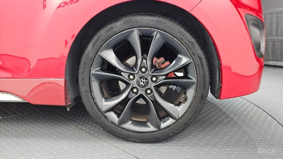 Hyundai Veloster