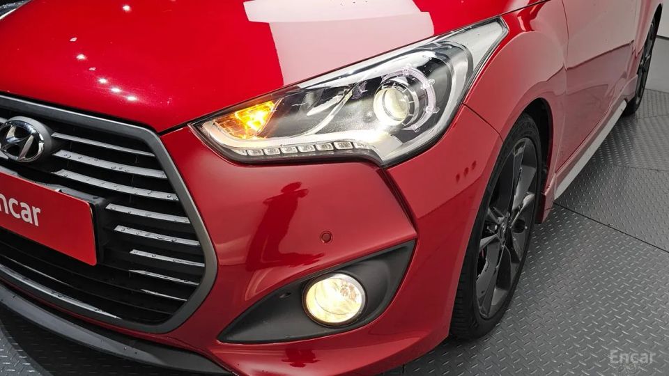 Hyundai Veloster