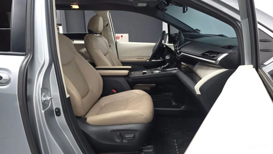 Toyota Sienna