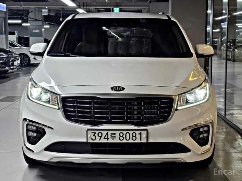 Kia Canival